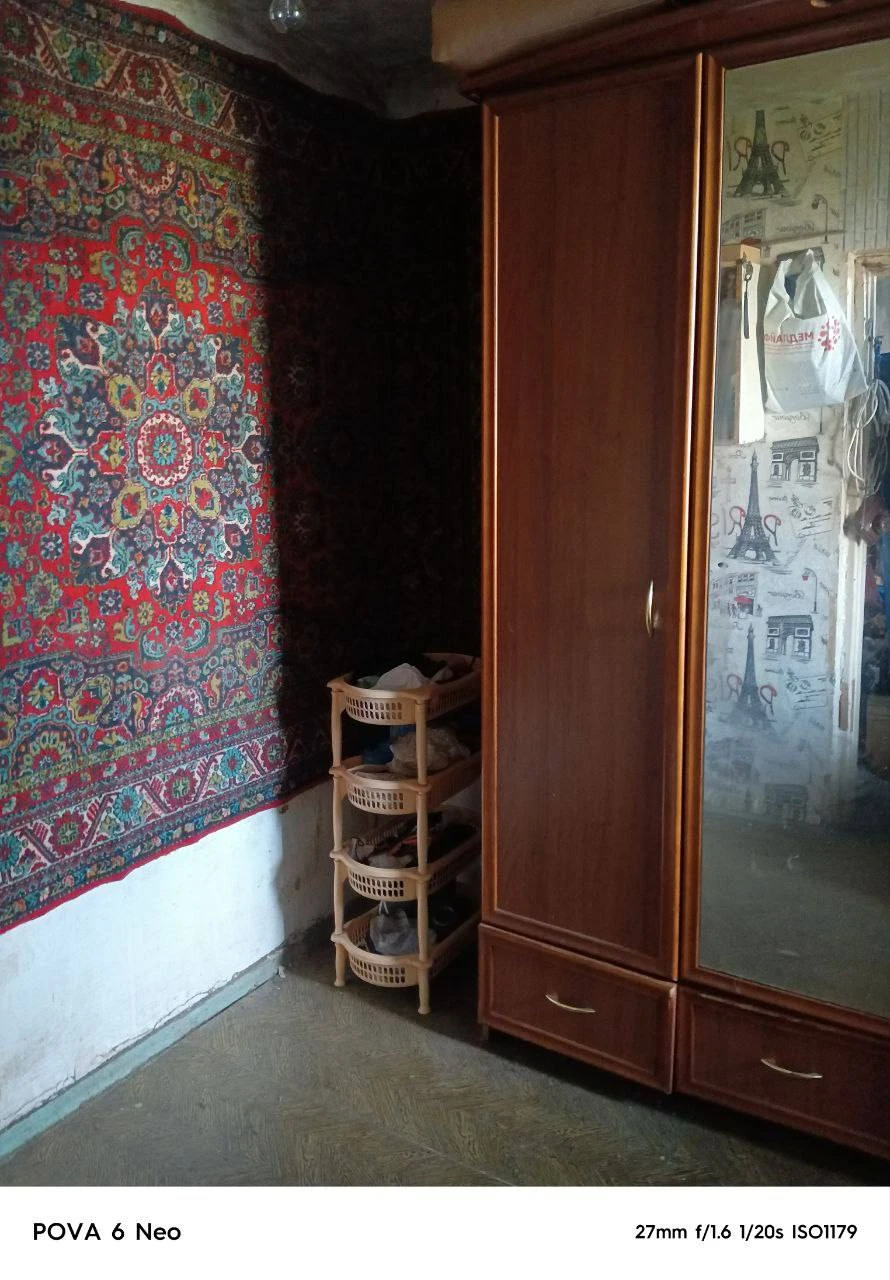 Продам 3к. Квартиру в куйбышевском районе

Донецк, ул. Словацкая, 19
Общая площадь —** 57 **кв. М.
Жилая площадь —** 37 **кв. М.
Кухня —** 7 **кв. М.
Этаж:** 7/9 **

Квартира требует ремонта, окна и стояки пластиковые. Документы готовы (россия). Возможен торг. Вода доходит по графику.

Цена:** ~~4 500 000 ~~**~~₽~~
Цена: **3 600 000 ₽
**
+7(949)105-35-35, Виктория
Контакты: @donvikay - фотография - 3