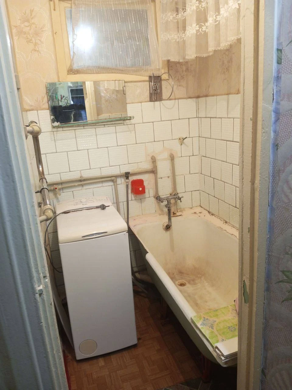 Продается 3к. Квартира в макеевке

- Адрес квартиры: червоногвардейский район, ул. Токарева
- Общая площадь — 56 м
- Этаж:** 2/5
**
Застеклённый балкон, пластиковые окна. В шаговой доступности базар, магазины, школа, больница и маршрутки.

Стоимость:** ~~3 300 000₽~~ (торг)
Новая цена : 2 500 000 ₽
**
Контакты: +7(949)105-35-35, виктория
Контакты: @donvikay - фотография - 7