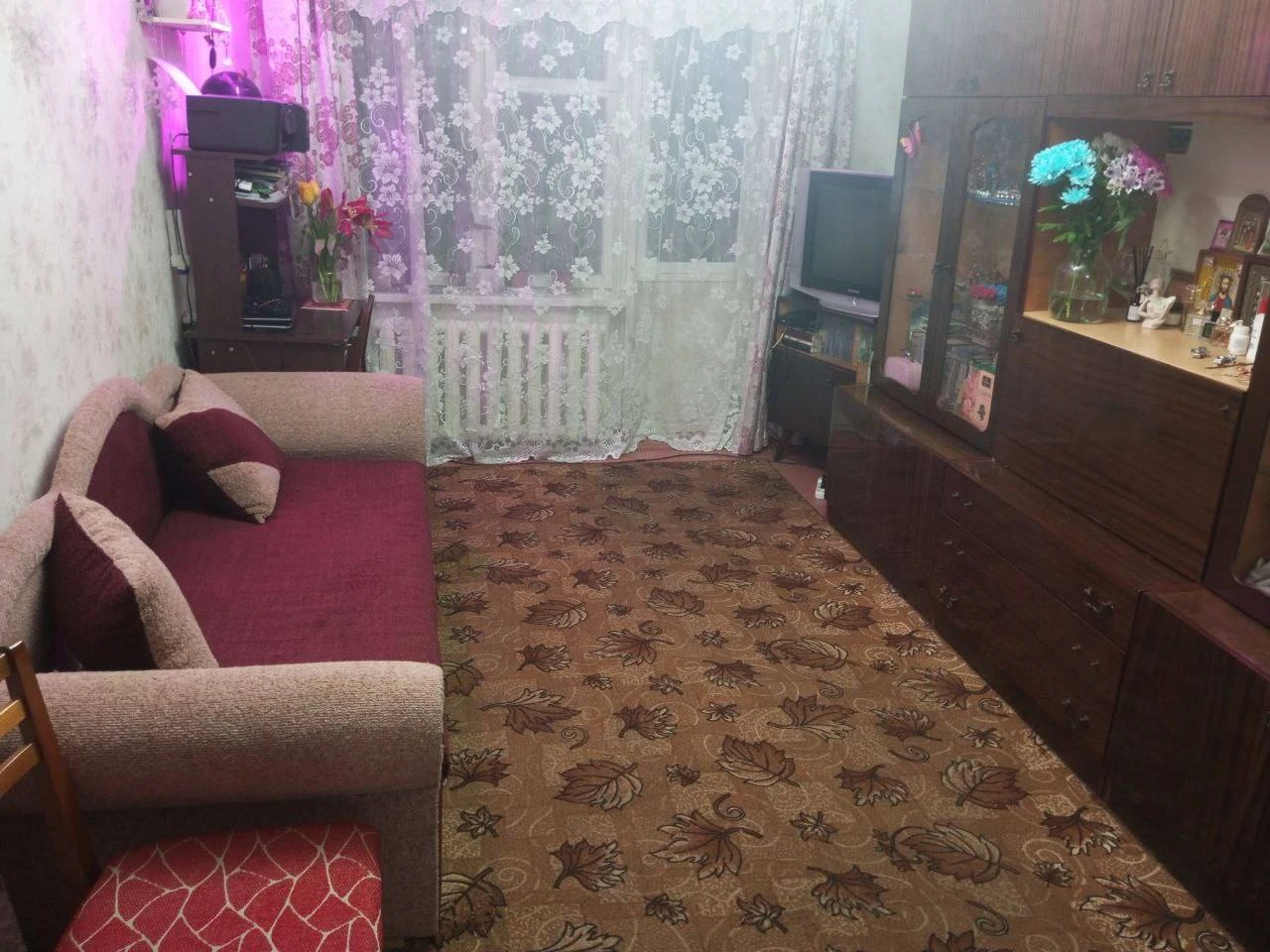 Продается 3к. Квартира в макеевке

- Адрес квартиры: червоногвардейский район, ул. Токарева
- Общая площадь — 56 м
- Этаж:** 2/5
**
Застеклённый балкон, пластиковые окна. В шаговой доступности базар, магазины, школа, больница и маршрутки.

Стоимость:** ~~3 300 000₽~~ (торг)
Новая цена : 2 500 000 ₽
**
Контакты: +7(949)105-35-35, виктория
Контакты: @donvikay - фотография - 1