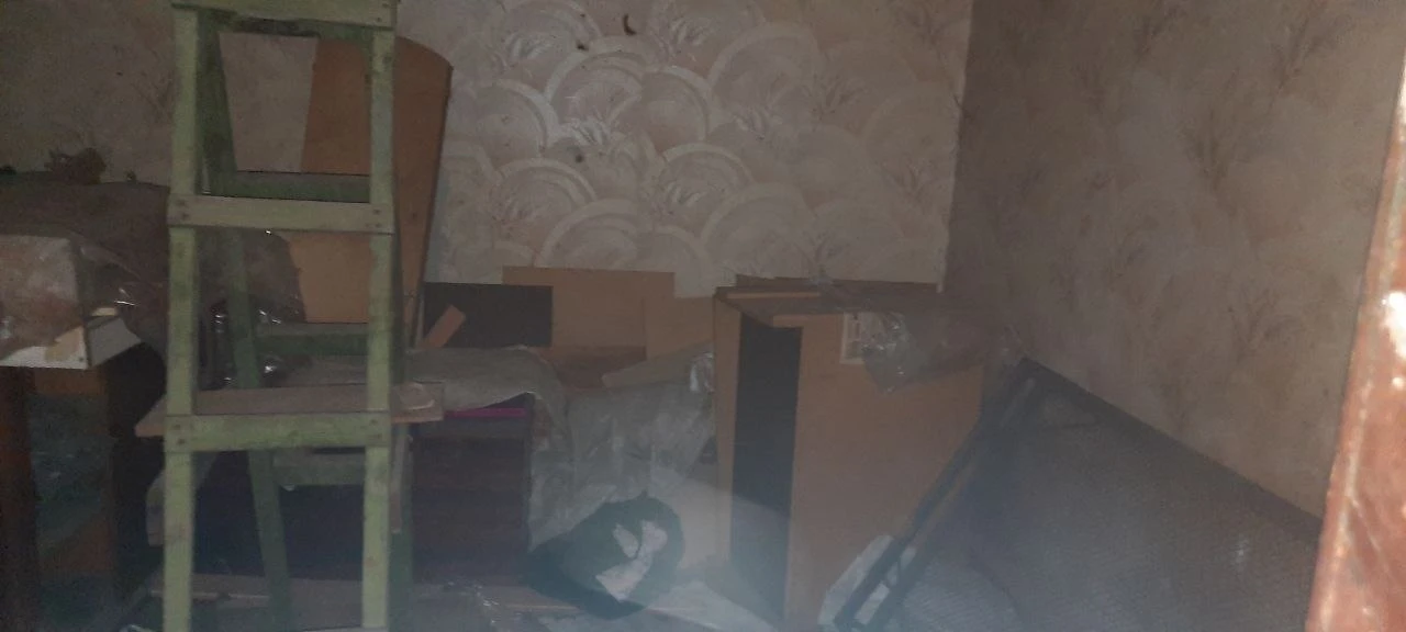 2К. Квартира — азотный, куйбышевский район, ул. Электронная

Описание: продается квартира на земле с центральным водоснабжением и электричеством. Документы оформлены по российским стандартам, однако технический паспорт относится к старому строению. В непосредственной близости расположены школа и детский сад.

— Стоимость: **2 000 000 ₽** (небольшой торг возможен).
+7(949)105-35-35, Виктория

(
( - фотография - 3