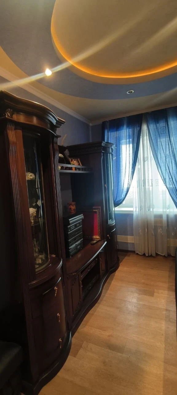 4К. Квартира — кировский район, текстильщик, стоматология
Этаж: 8/9
86 М2

Просторная квартира в тихом районе, рядом с стоматологией. Удобный доступ к общественному транспорту и инфраструктуре. Отличный вариант для семьи.

— Стоимость: **4 000 000 ₽**
+7(949)105-35-35, Виктория

(
( - фотография - 7