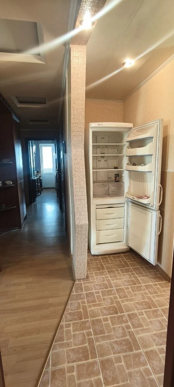4К. Квартира — кировский район, текстильщик, стоматология
Этаж: 8/9
86 М2

Просторная квартира в тихом районе, рядом с стоматологией. Удобный доступ к общественному транспорту и инфраструктуре. Отличный вариант для семьи.

— Стоимость: **4 000 000 ₽**
+7(949)105-35-35, Виктория

(
( - фотография - 5